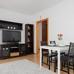 Lägenhet Na Parterze Z Parkingiem I Biurkiem Do Pracy Zdalnej W Piasecznie By Renters *